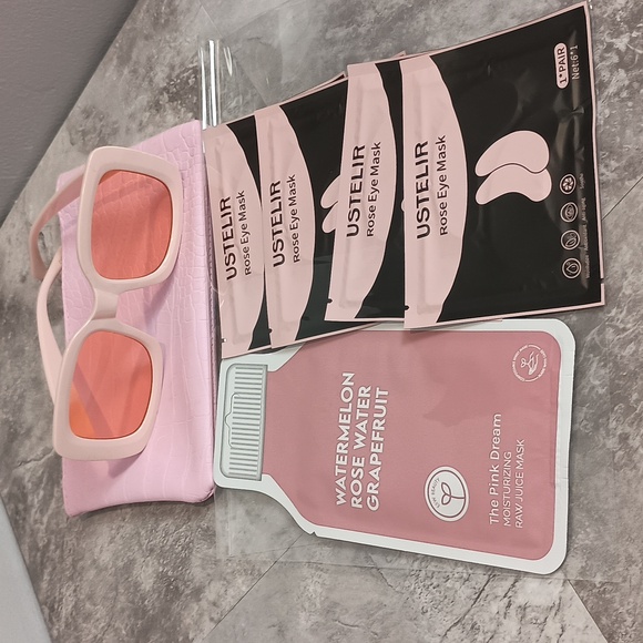 🩷 Self Care Bundle Beauty Sunnies Sheet And Under Eye Masks Sunglasses Pink 🩷 - Picture 8 of 11